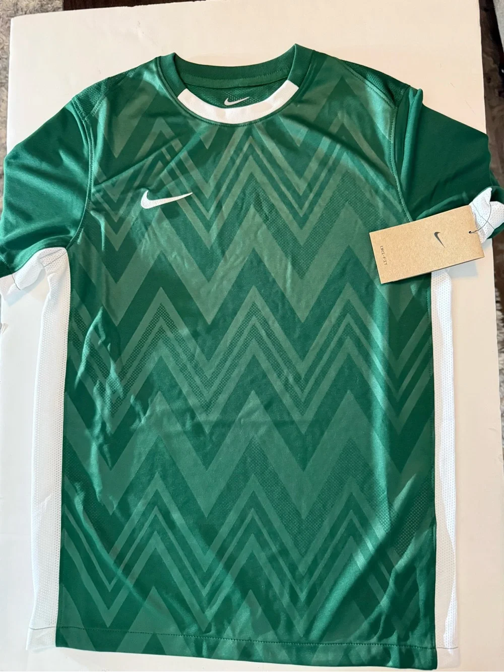 Nike boys Ftbll/socc shirt NWT